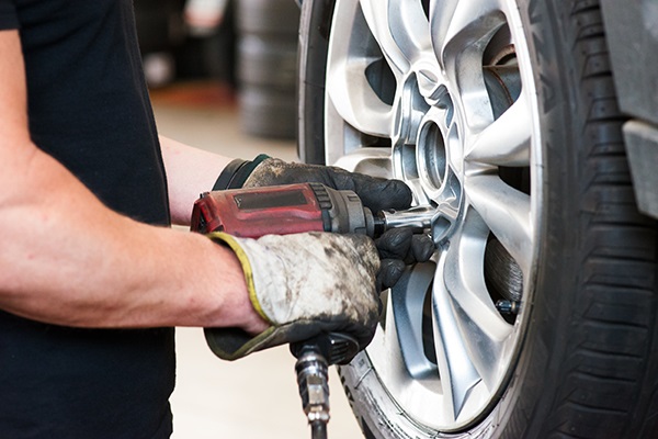 Summer Tire Service